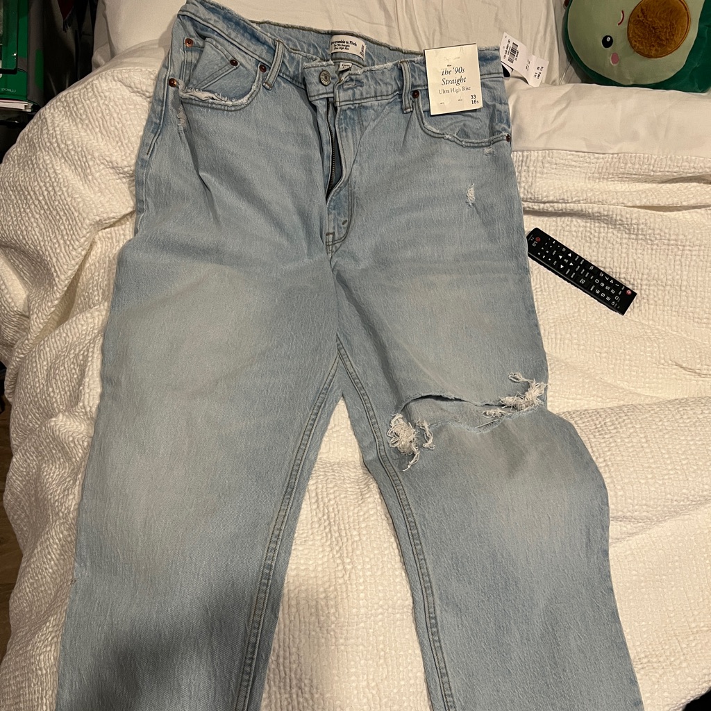 Abercrombie And Fitch The 90s Straight Ultra High Rise Curve Love Jeans
